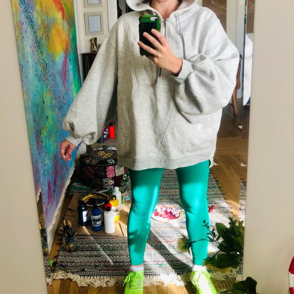 Free people Movement Sweatshirt. NWOT M - Picture 6 of 6